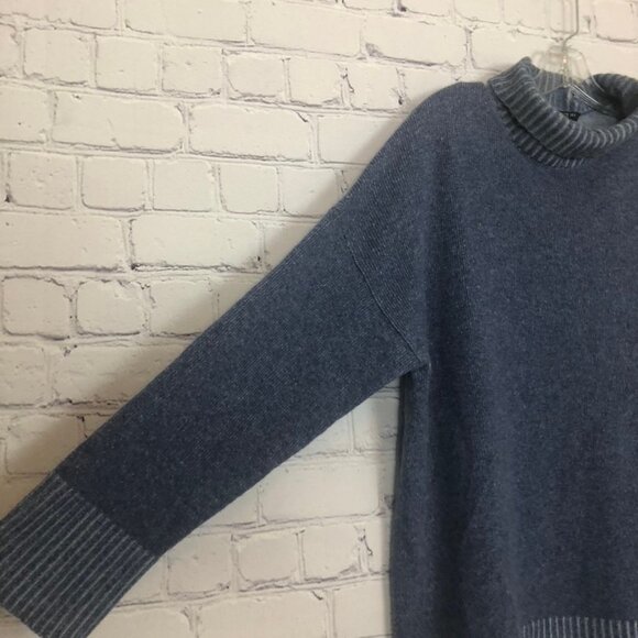 Lafayette 148 100% Cashmere Blue Turtleneck Sweater Size M - Picture 3 of 7